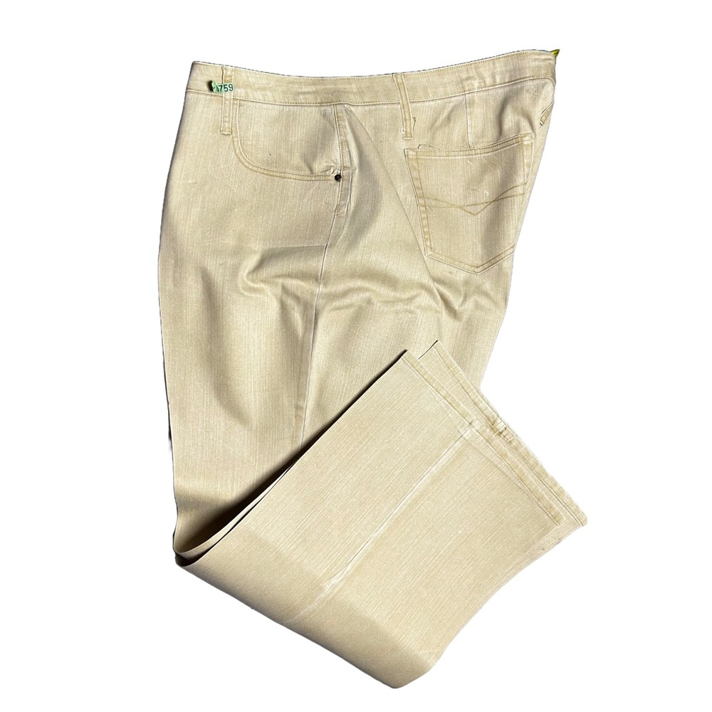 Carolina Blues Plus Women’s Size 28W‎ Khaki Jeans